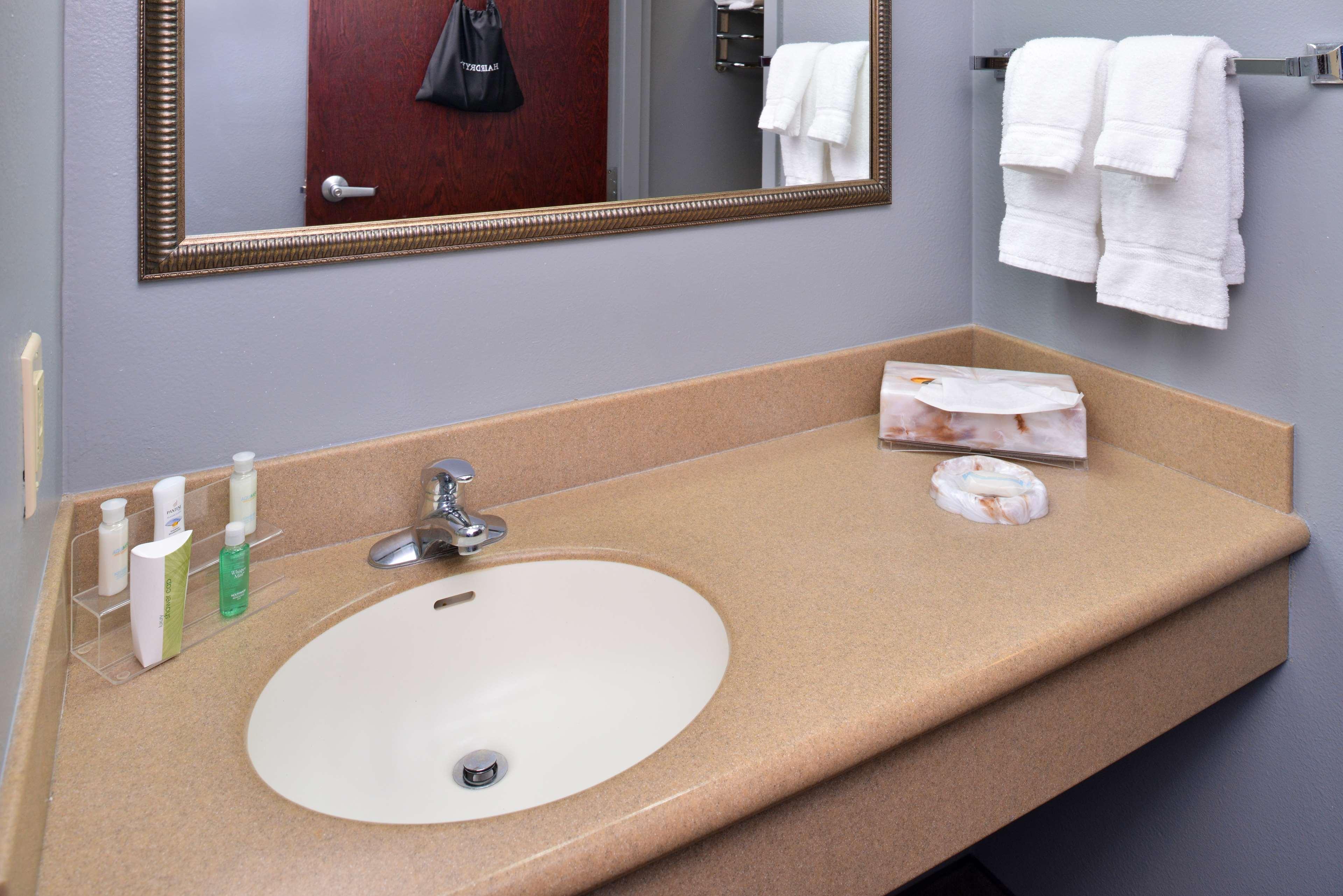 Best Western Plus Two Rivers Hotel & Suites Demopolis Bagian luar foto