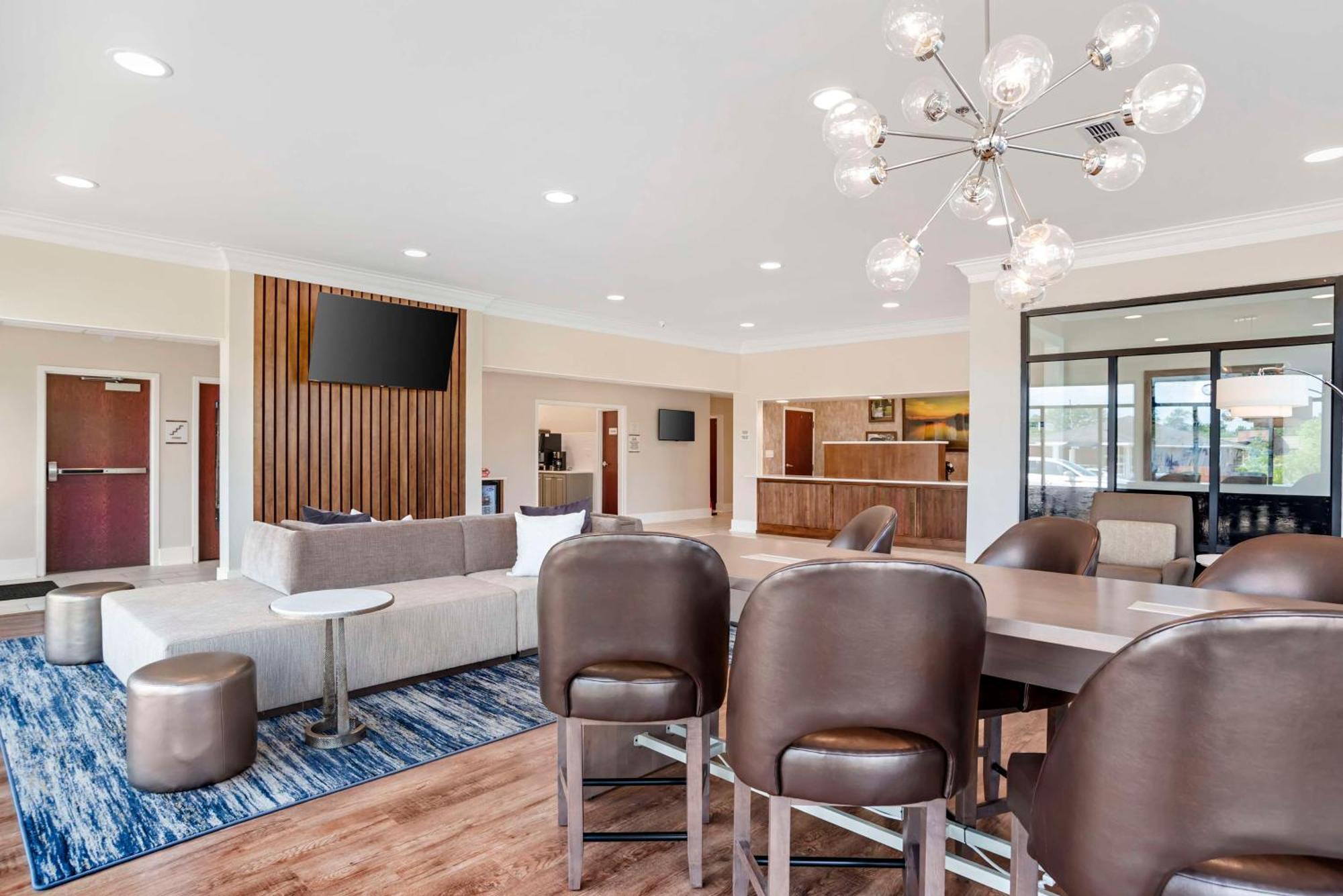 Best Western Plus Two Rivers Hotel & Suites Demopolis Bagian luar foto