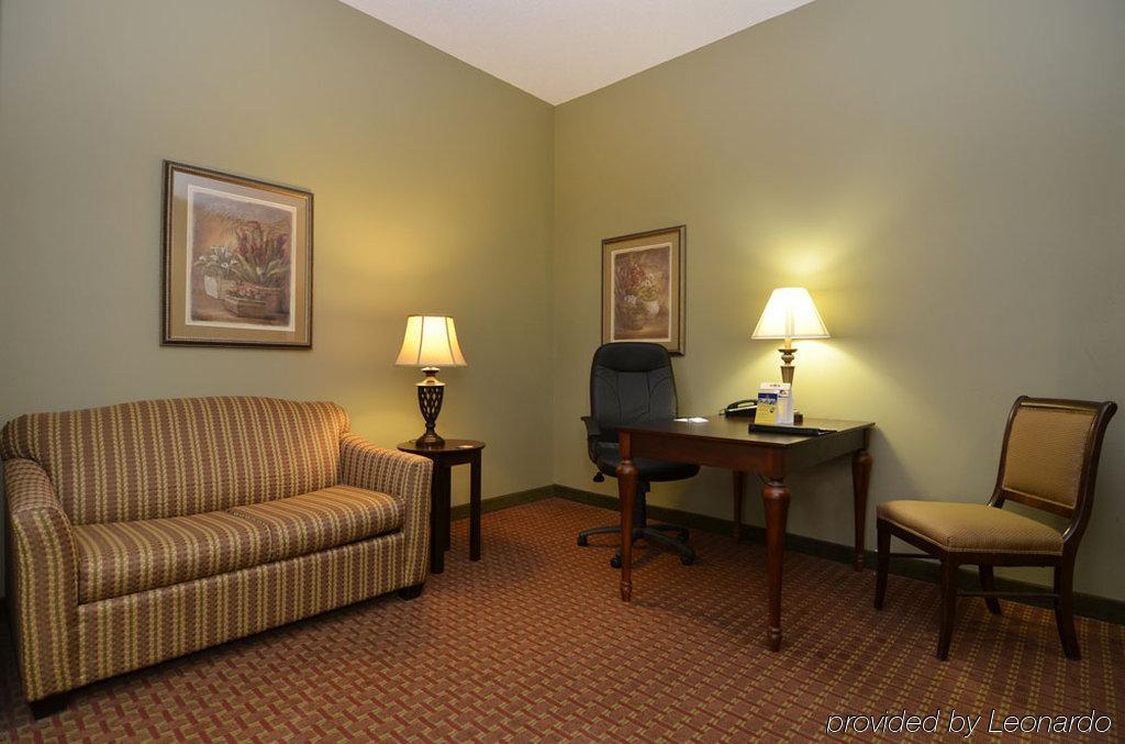 Best Western Plus Two Rivers Hotel & Suites Demopolis Ruang foto