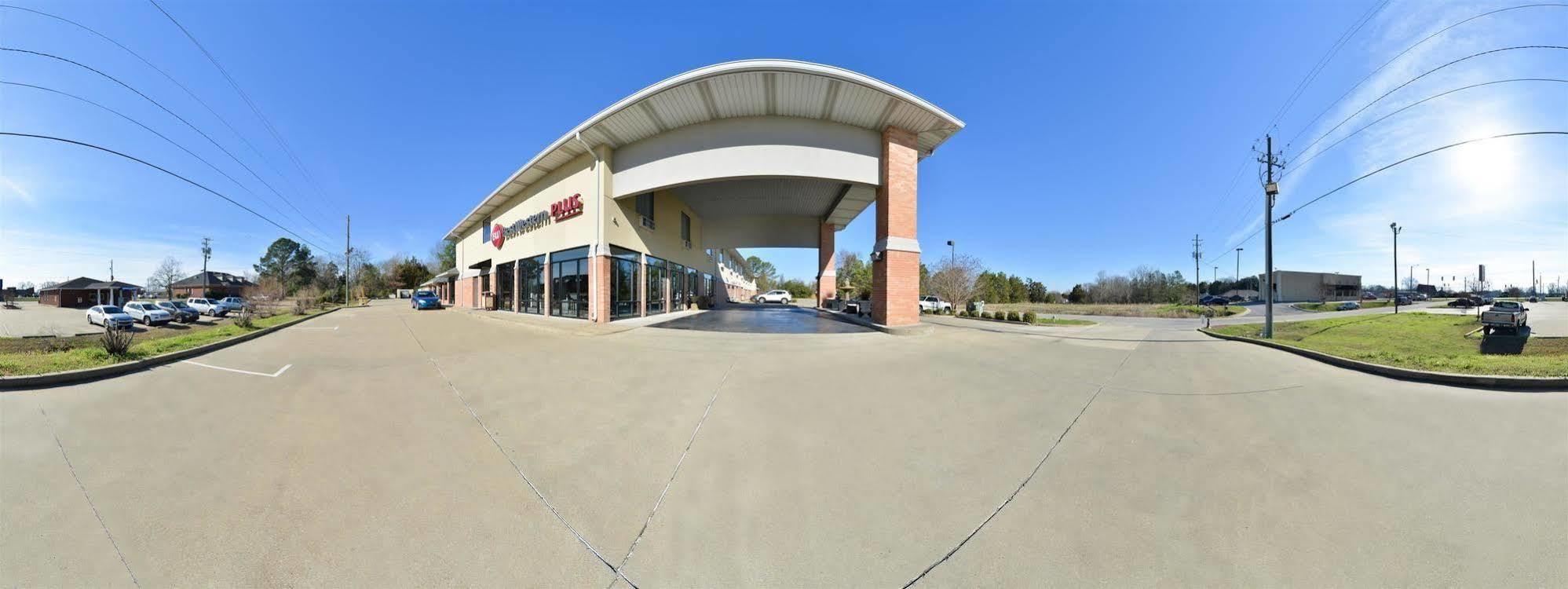 Best Western Plus Two Rivers Hotel & Suites Demopolis Bagian luar foto